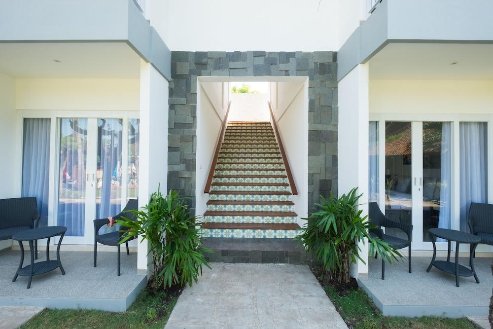 Royal Regantris Villa Karang Gili Air Ngoại thất bức ảnh